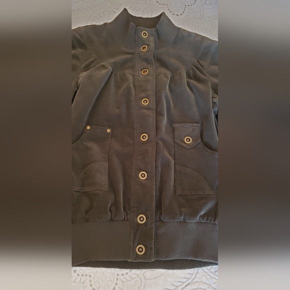 Army Green Bomber-style Jacket - Picture 15 of 15